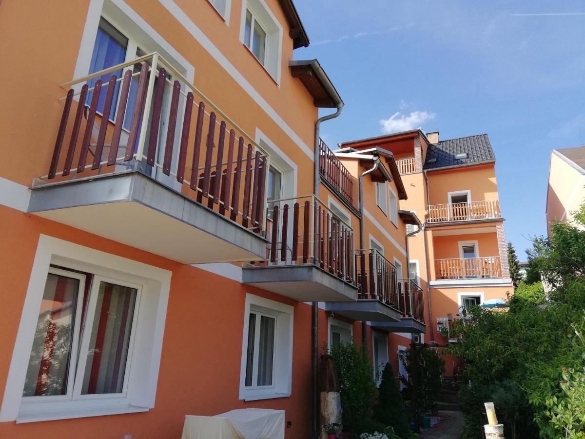 Three Apartment Františkovy Lázně Exterior foto